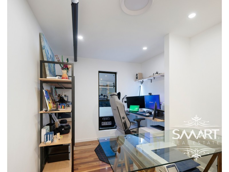 3 Jimmieson Avenue, Labrador QLD 4215