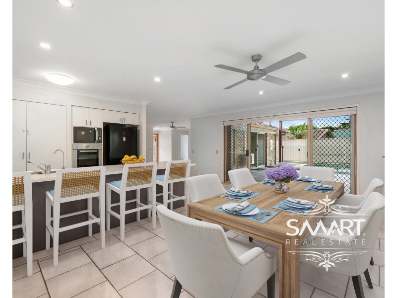 20 Carner Court, Parkwood QLD 4214