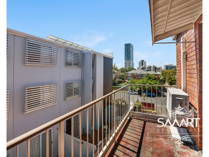 6/4 Rose Street, Southport QLD 4215