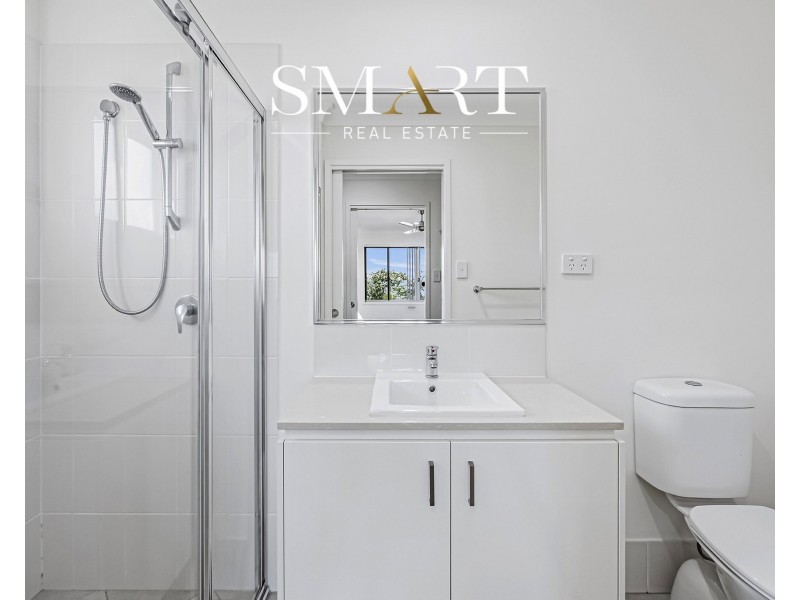 2/81 Fountain Street, Pimpama QLD 4209