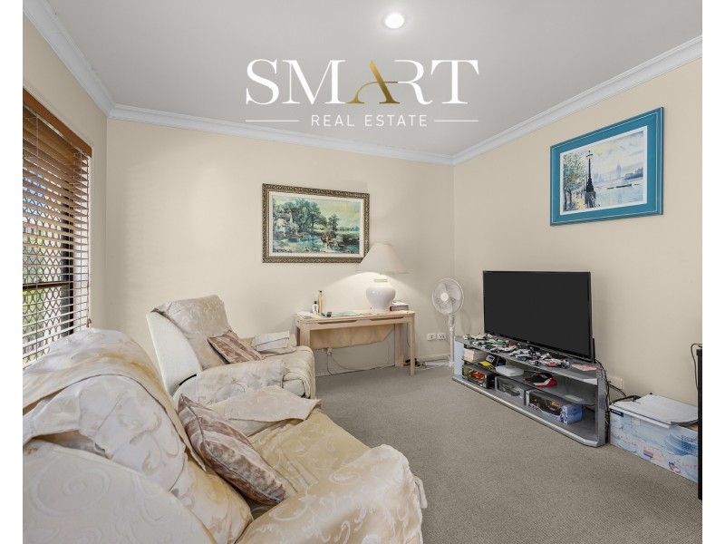 2 Adeliza Court, Arundel QLD 4214