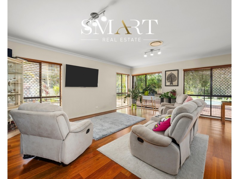 2 Adeliza Court, Arundel QLD 4214