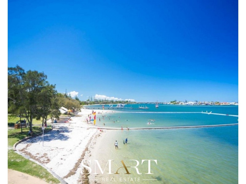 2/134 Oxley Drive, Paradise Point QLD 4216