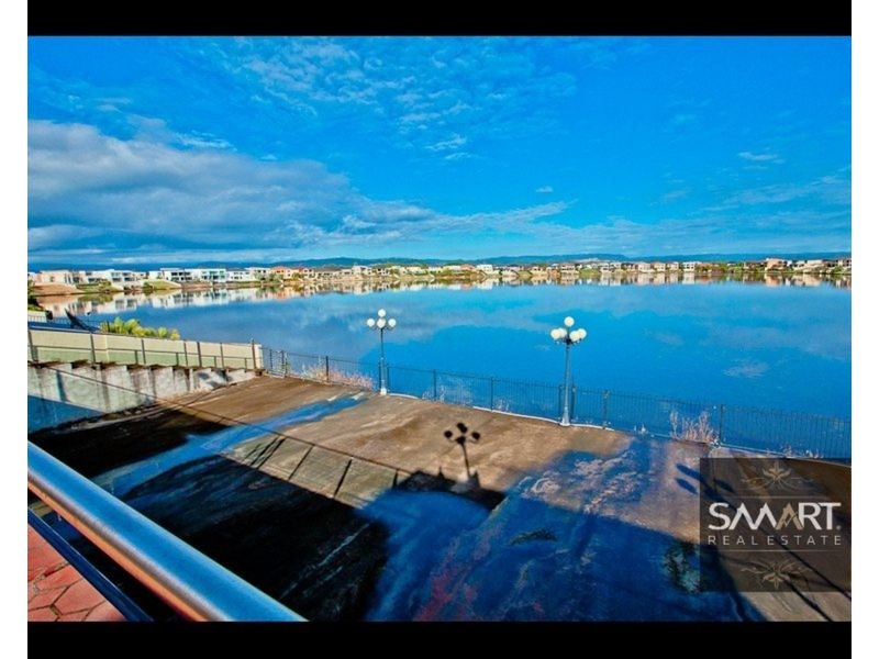 121 Edinburgh Road, Benowa Waters QLD 4217