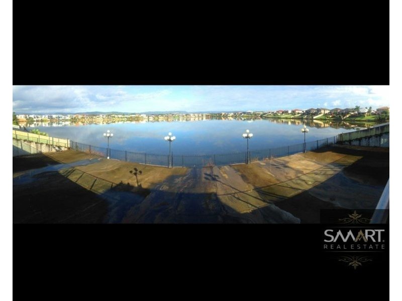 121 Edinburgh Road, Benowa Waters QLD 4217