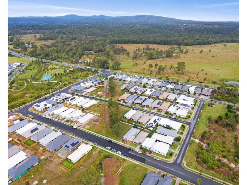 80 Parkview Parade, Ripley QLD 4306