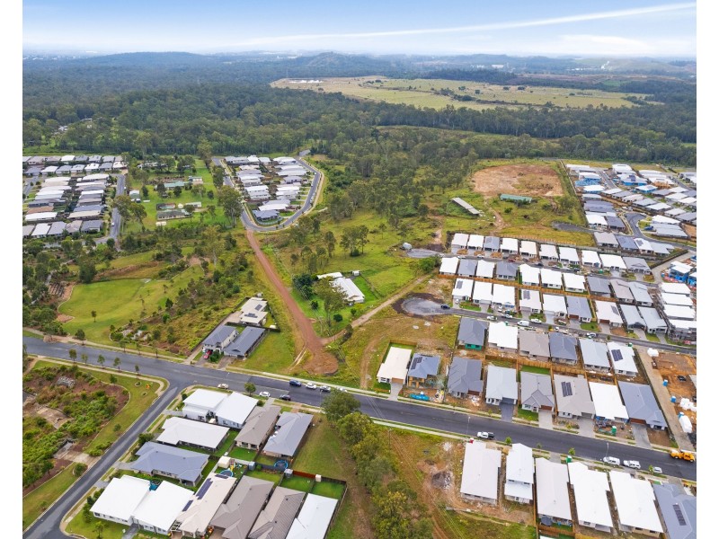 80 Parkview Parade, Ripley QLD 4306