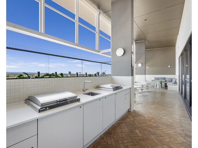 601/5 Peninsular Drive, Surfers Paradise QLD 4217