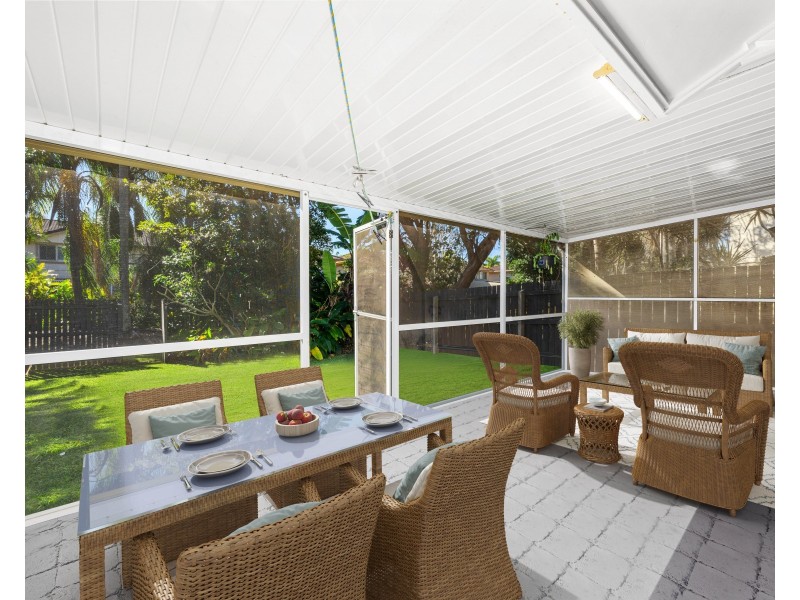 29/21 Usher Avenue, Labrador QLD 4215