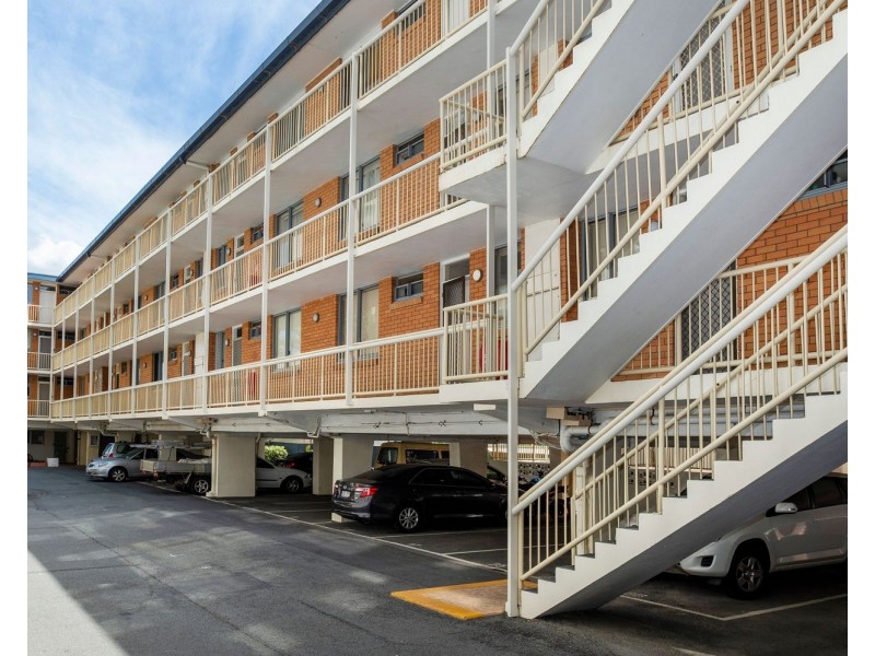 11/120 Esplanade, Surfers Paradise QLD 4217