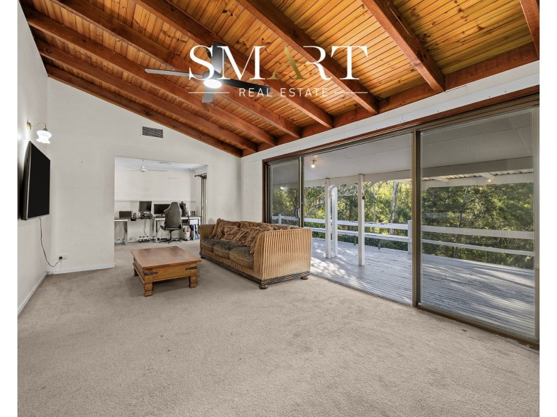 6 Harry Mills Drive, Worongary QLD 4213