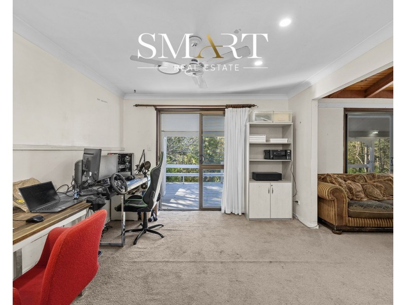 6 Harry Mills Drive, Worongary QLD 4213