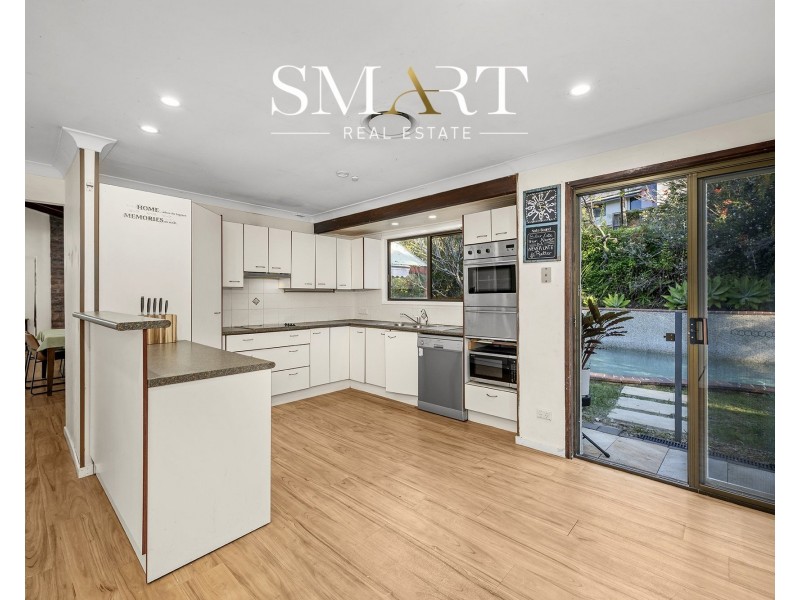 6 Harry Mills Drive, Worongary QLD 4213
