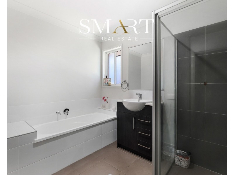 89 Flora Terrace, Pimpama QLD 4209