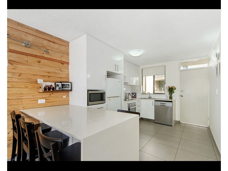 12/120 The Esplanade, Surfers Paradise QLD 4217