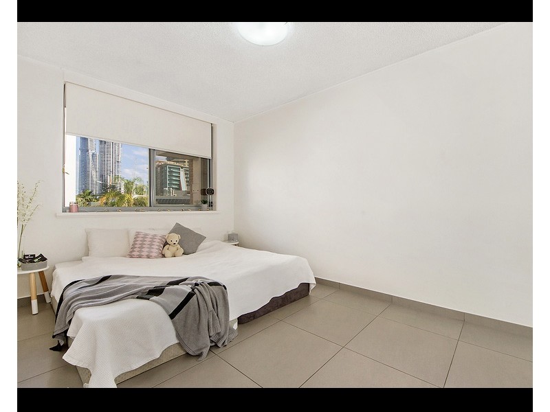 12/120 The Esplanade, Surfers Paradise QLD 4217