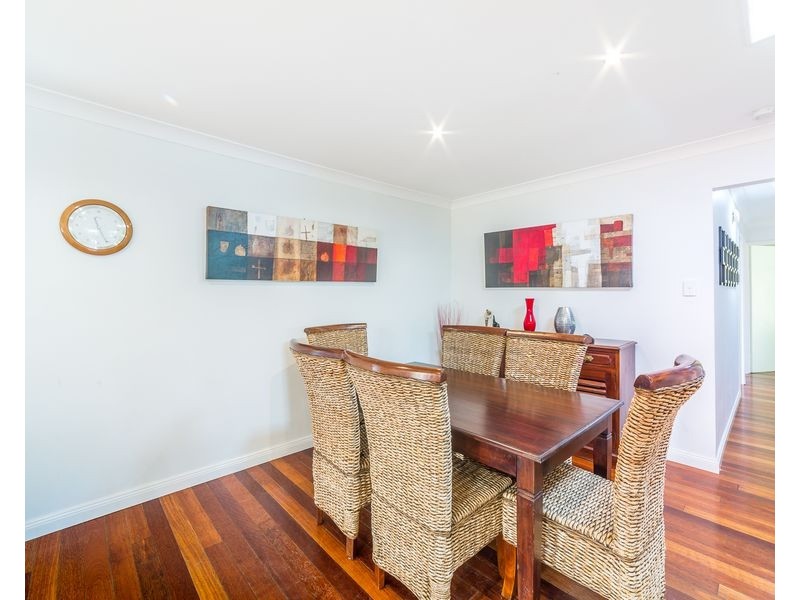 54 Lambros Drive, Benowa QLD 4217
