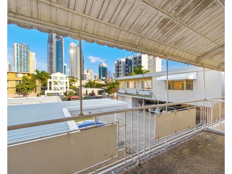 6/10 Stanhill Drive, Chevron Island QLD 4217