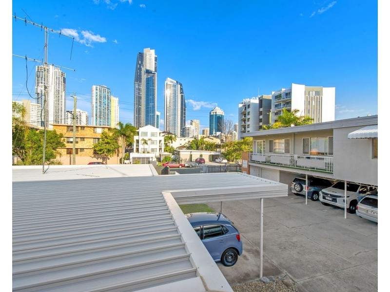 6/10 Stanhill Drive, Chevron Island QLD 4217