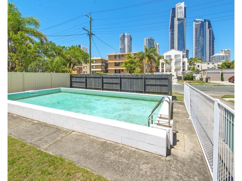 6/10 Stanhill Drive, Chevron Island QLD 4217