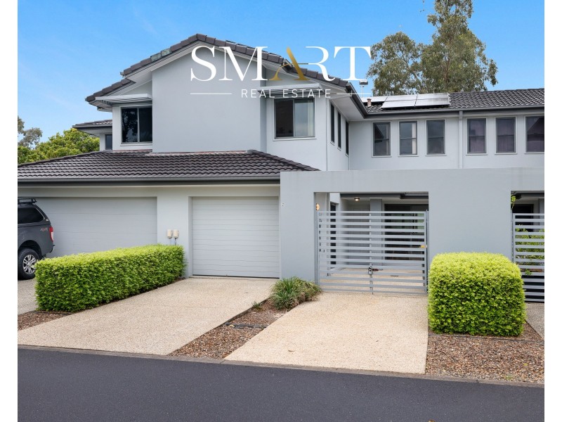 2/2 Catalina Way, Upper Coomera QLD 4209
