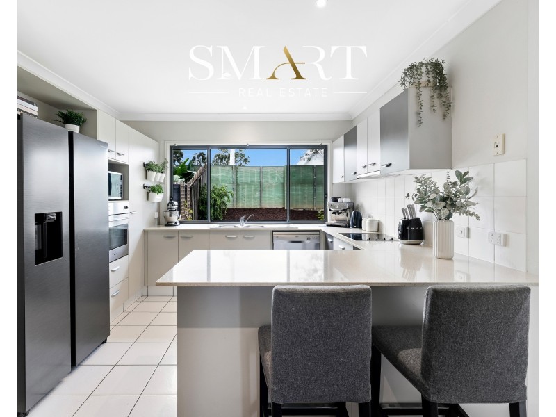 2/2 Catalina Way, Upper Coomera QLD 4209