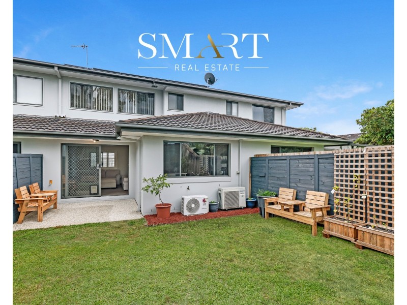 2/2 Catalina Way, Upper Coomera QLD 4209