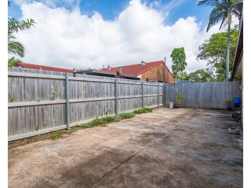 1/12 Callistemon Court, Arundel QLD 4214
