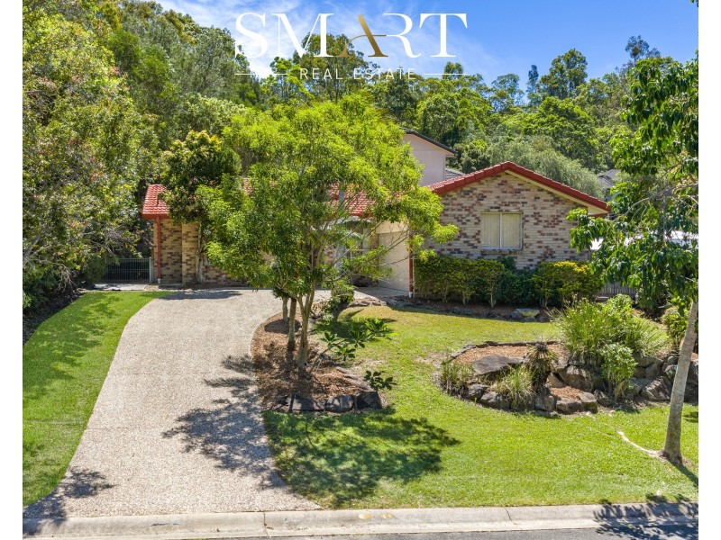 16 Paddington Drive, Carrara QLD 4211
