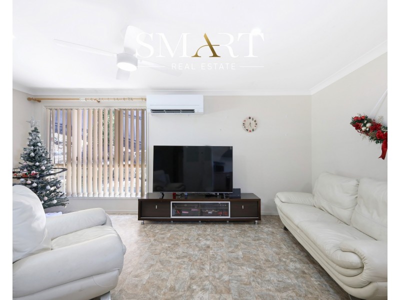 16 Paddington Drive, Carrara QLD 4211