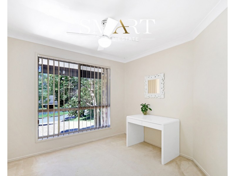 16 Paddington Drive, Carrara QLD 4211