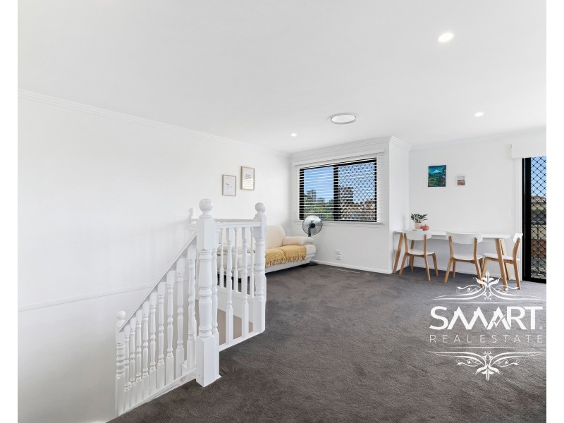 1 / 56  Hollywell Road, Biggera Waters QLD 4216