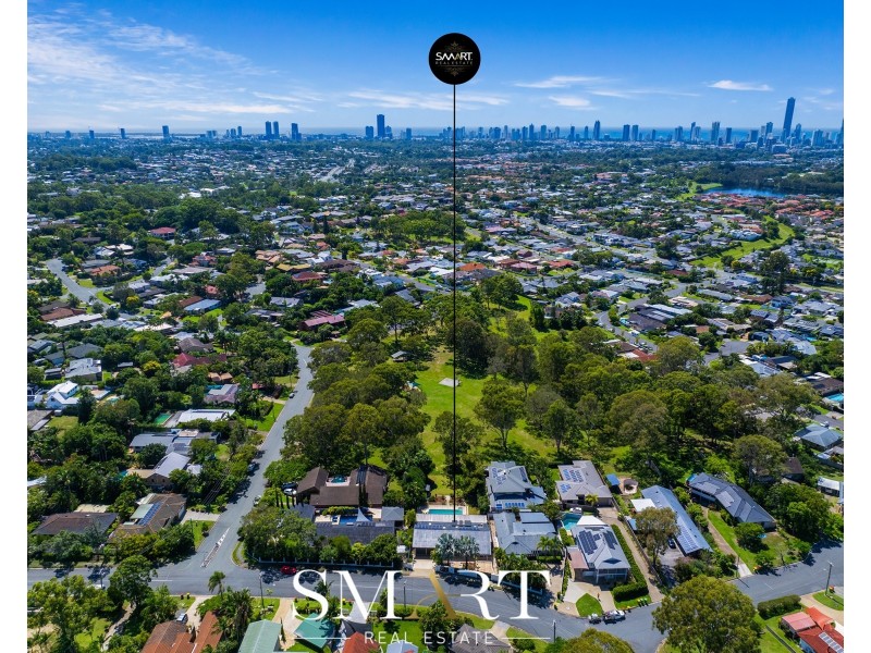 7 Tambourah Drive, Benowa QLD 4217