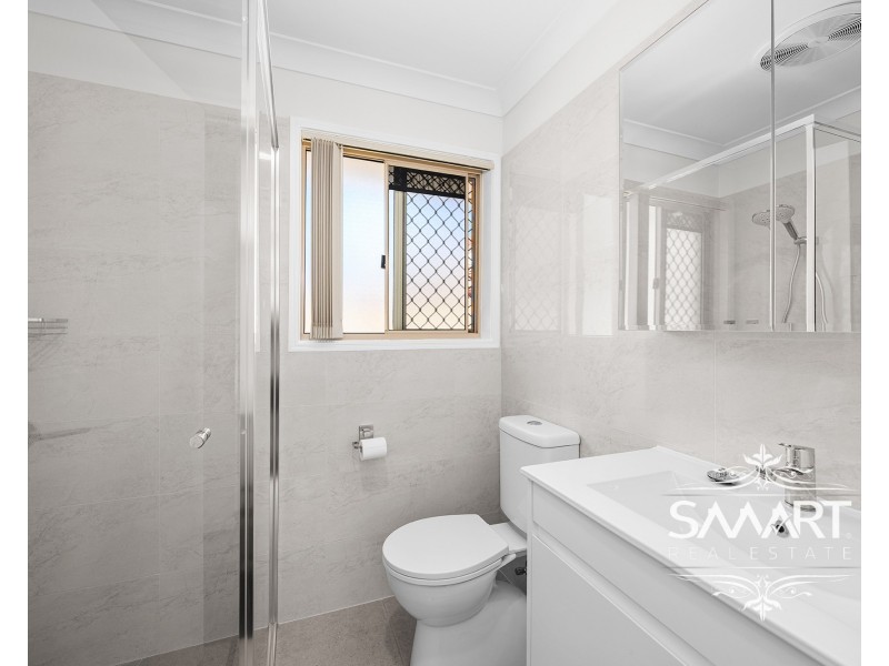 6 Floyd Court, Parkwood QLD 4214