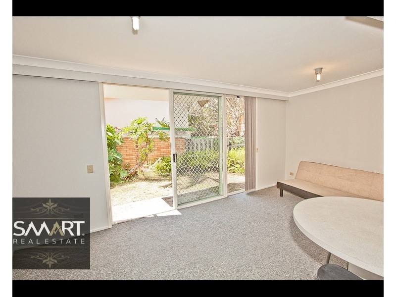 5/15 Weemala Street, Chevron Island QLD 4217