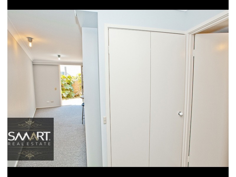 5/15 Weemala Street, Chevron Island QLD 4217