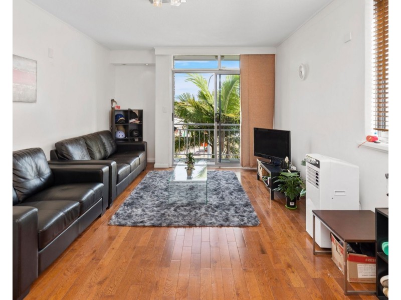 11/120 Esplanade, Surfers Paradise QLD 4217