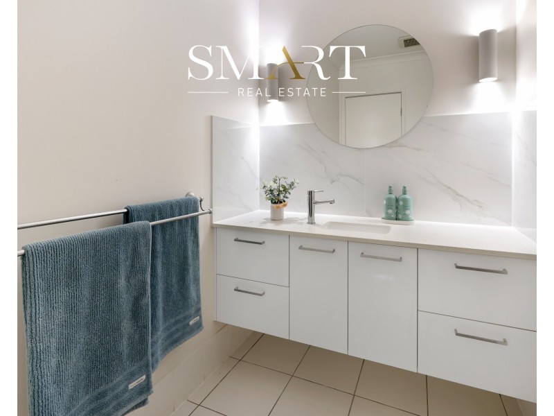 57/2 Catalina Way, Upper Coomera QLD 4209