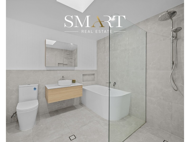 90/170 Central Street, Labrador QLD 4215