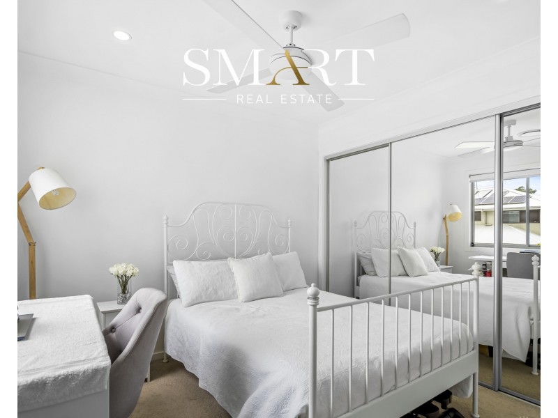 4/9 Bottle Brush Circuit, Coomera QLD 4209