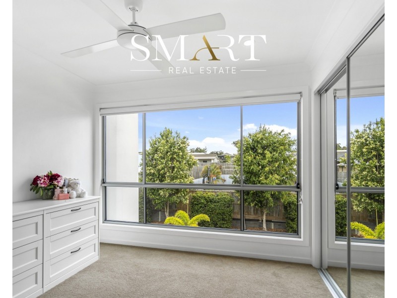 4/9 Bottle Brush Circuit, Coomera QLD 4209