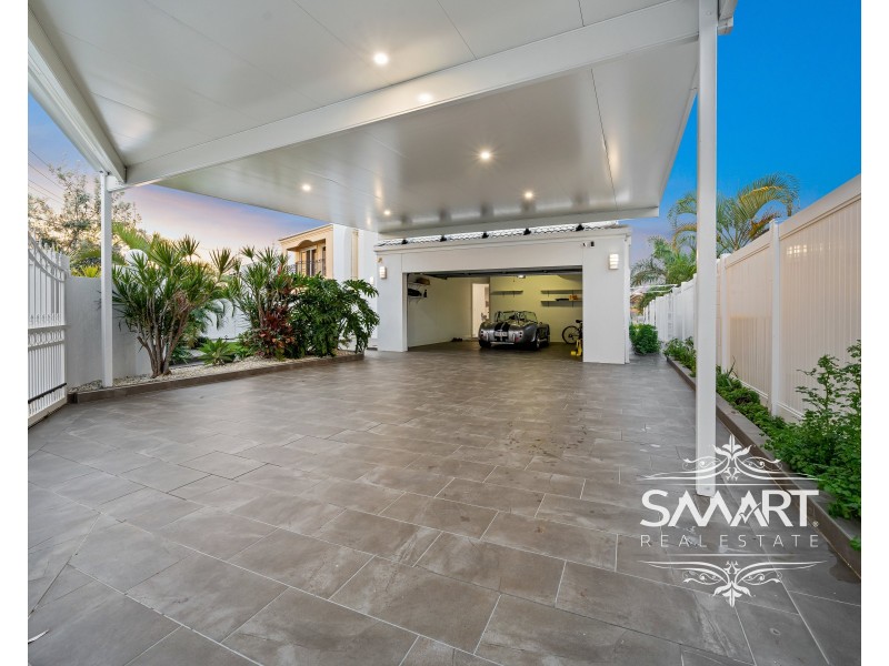 7 The Lido, Isle Of Capri QLD 4217