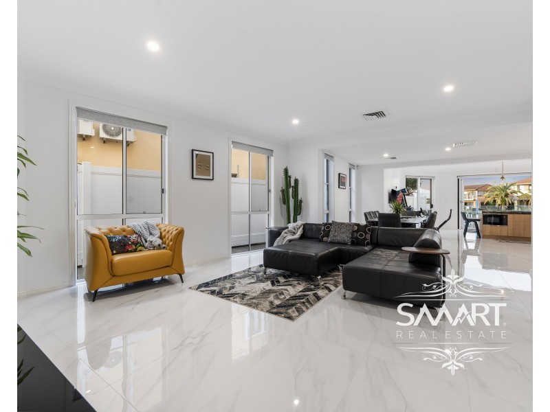 7 The Lido, Isle Of Capri QLD 4217