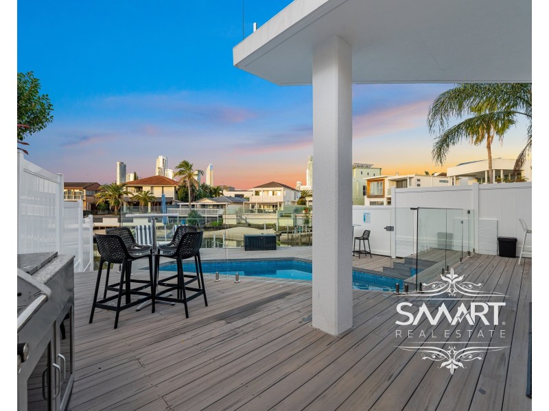 7 The Lido, Isle Of Capri QLD 4217