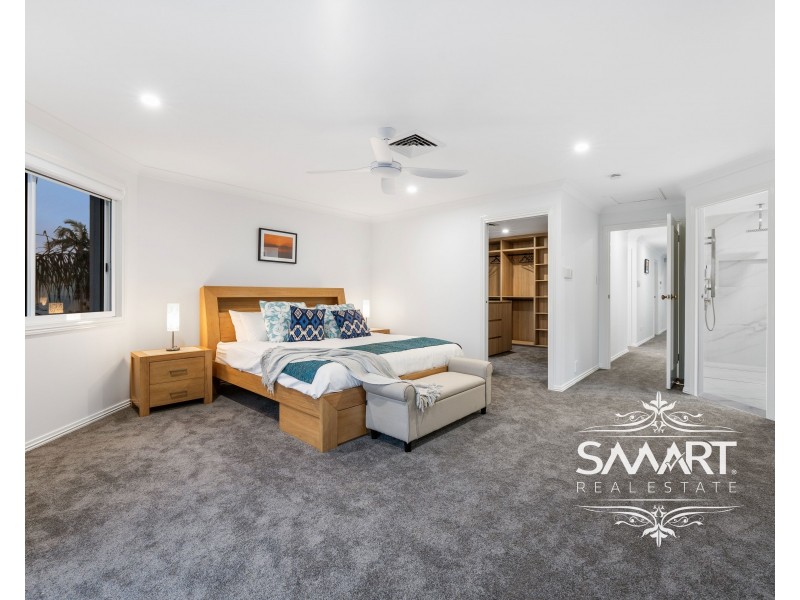 7 The Lido, Isle Of Capri QLD 4217