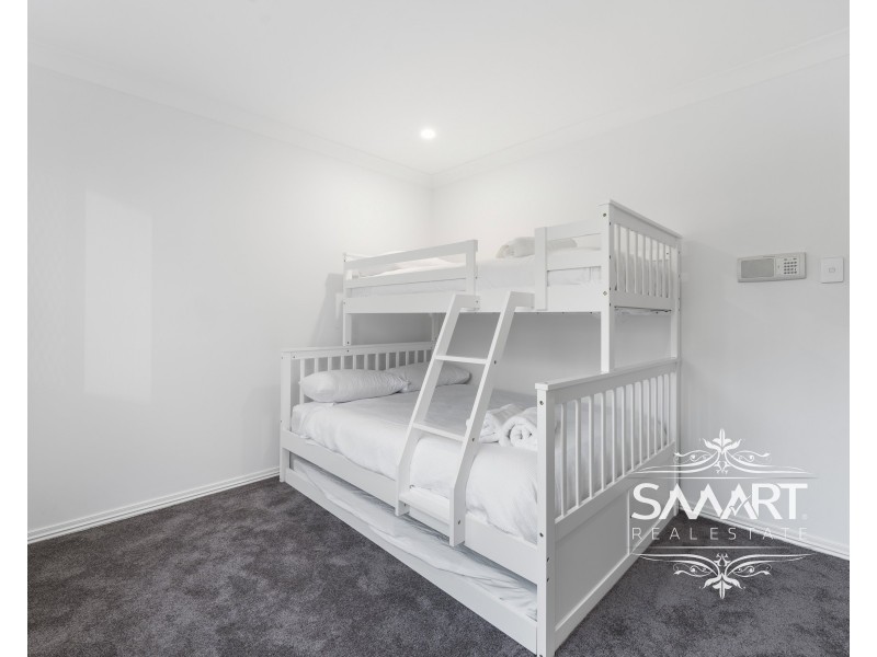 7 The Lido, Isle Of Capri QLD 4217