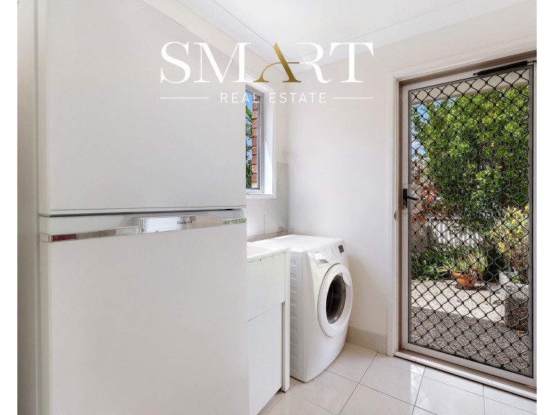 10 Putter Place, Arundel QLD 4214