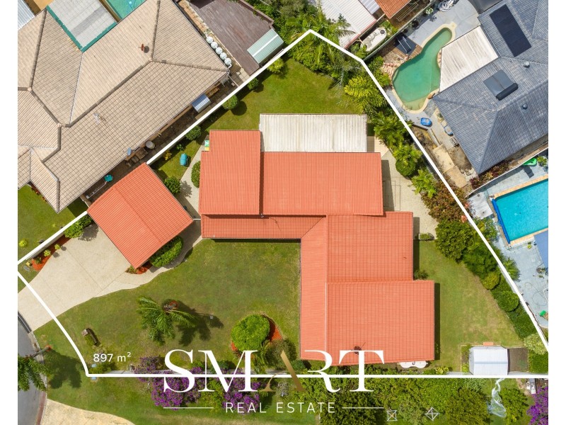 10 Putter Place, Arundel QLD 4214