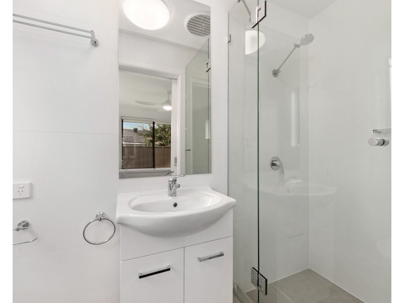 33 Bosun Parade, Ashmore QLD 4214