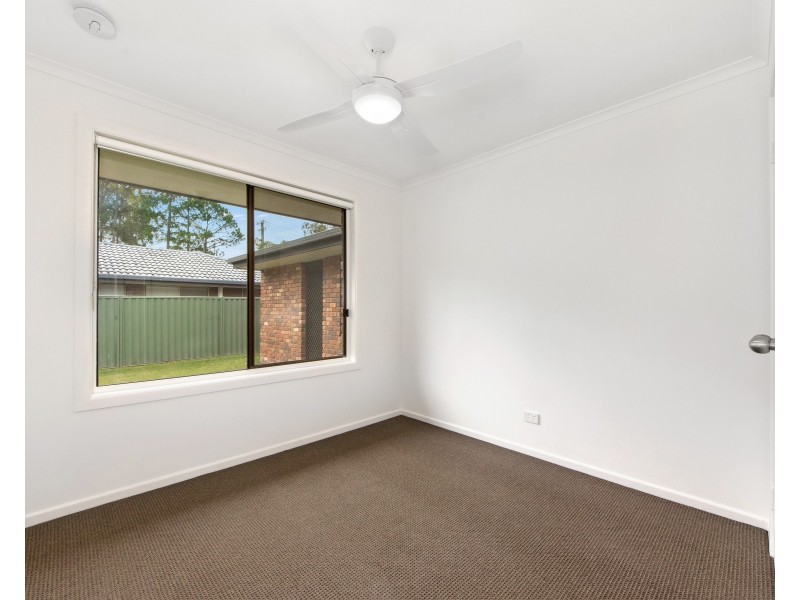 33 Bosun Parade, Ashmore QLD 4214